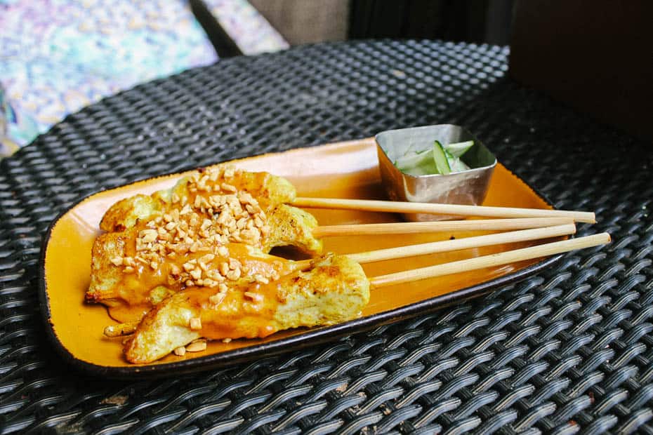 skewers of chicken with peanut sauce 