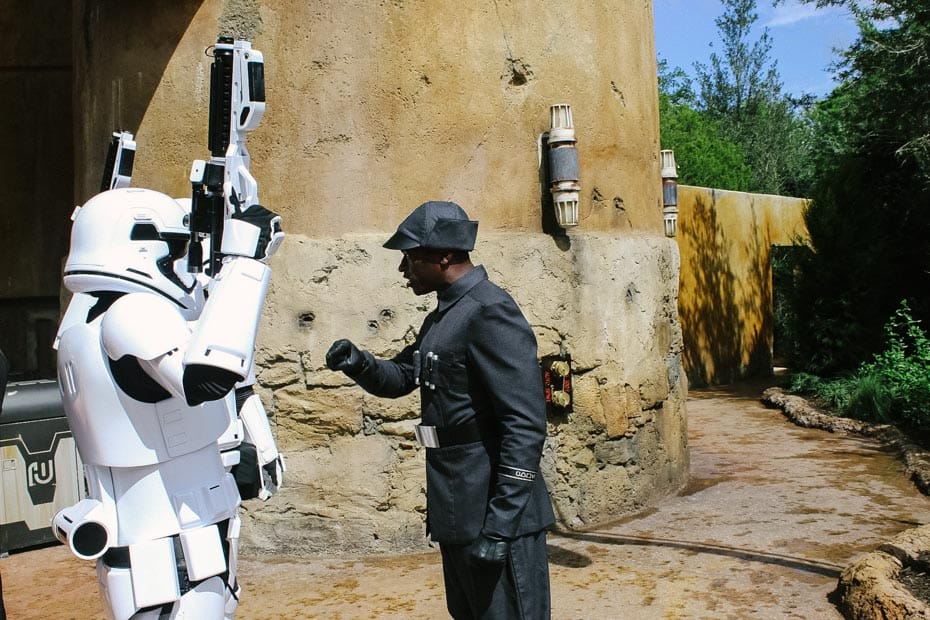 a ranking officer of the First Order scolding Stormtroopers in Galaxy's Edge 