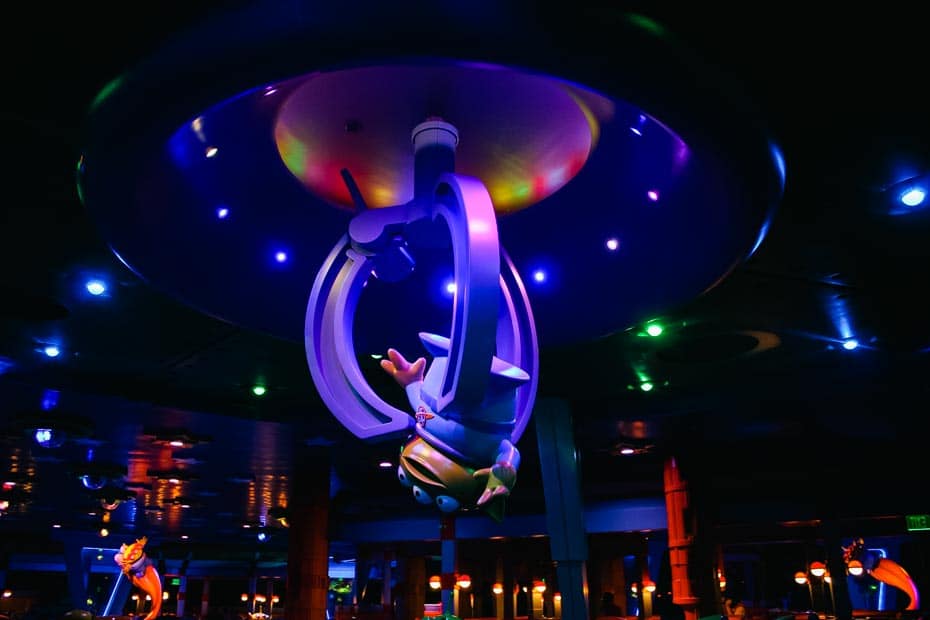 the claw on Alien Swirling Saucer's in Toy Story Land 