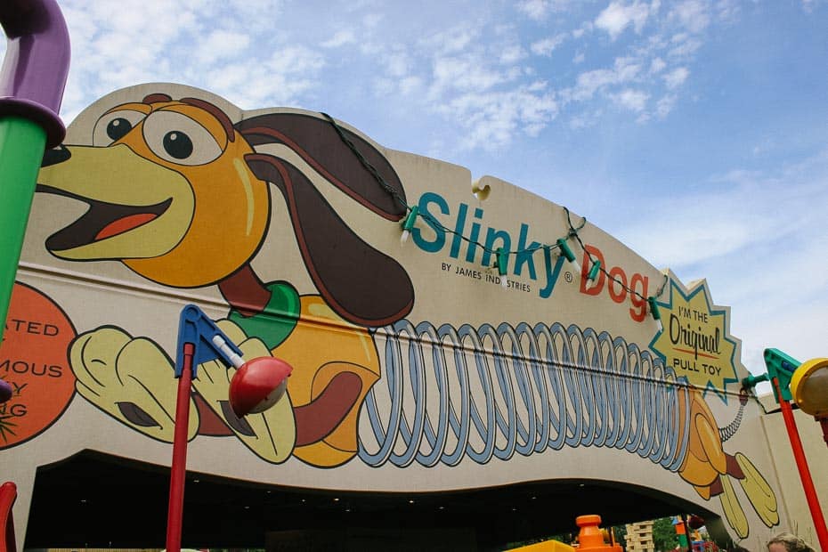 Slinky Dog Dash signage in Toy Story Land 