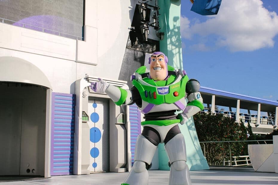 buzz disney world