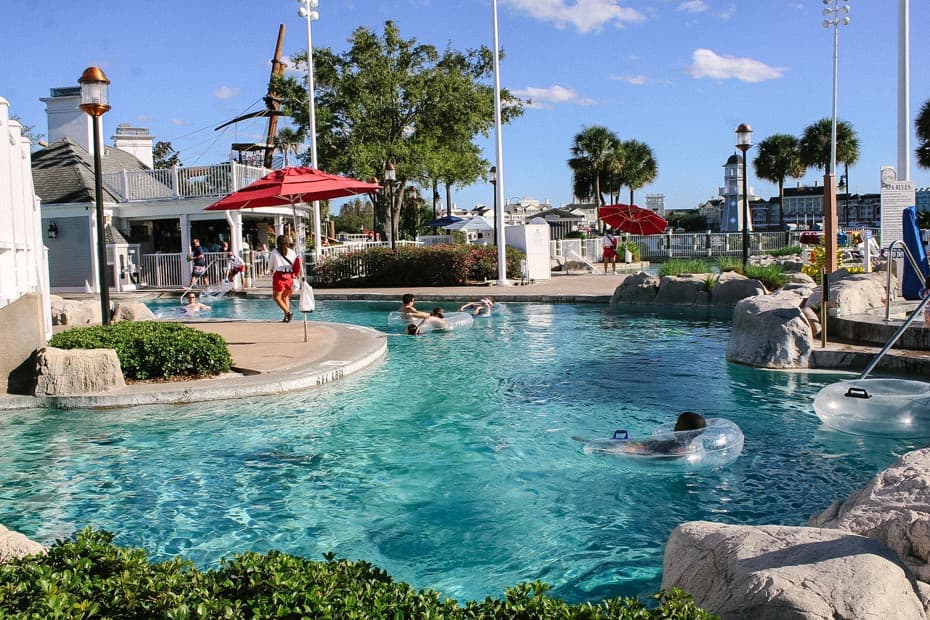 Benefits of Staying at a Disney World Resort in 2023-2024