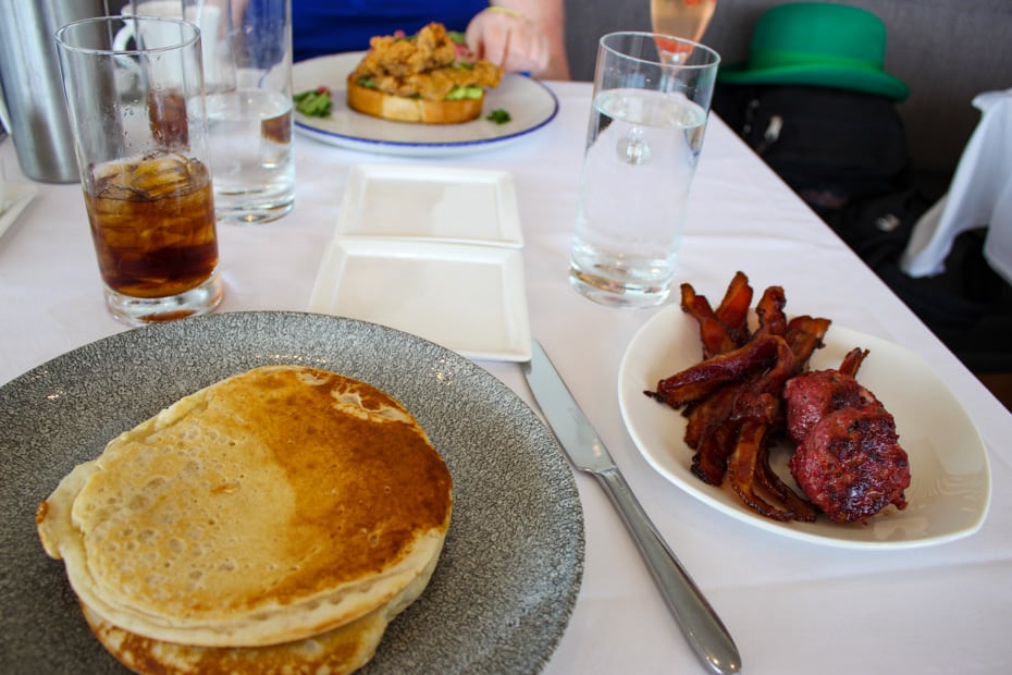 an order of pancakes and bacon 