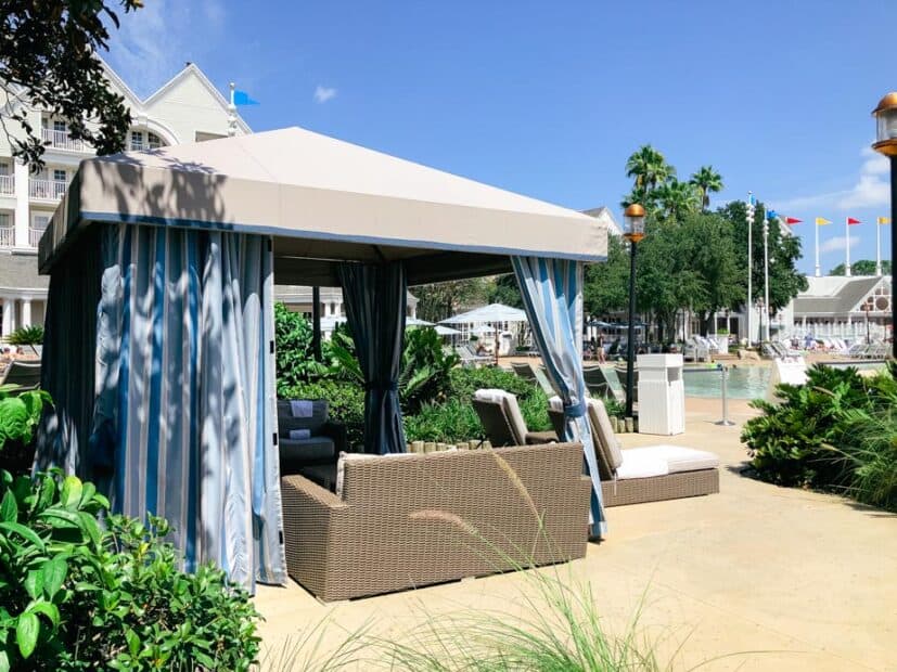 Review Renting a Poolside Cabana at Disney World