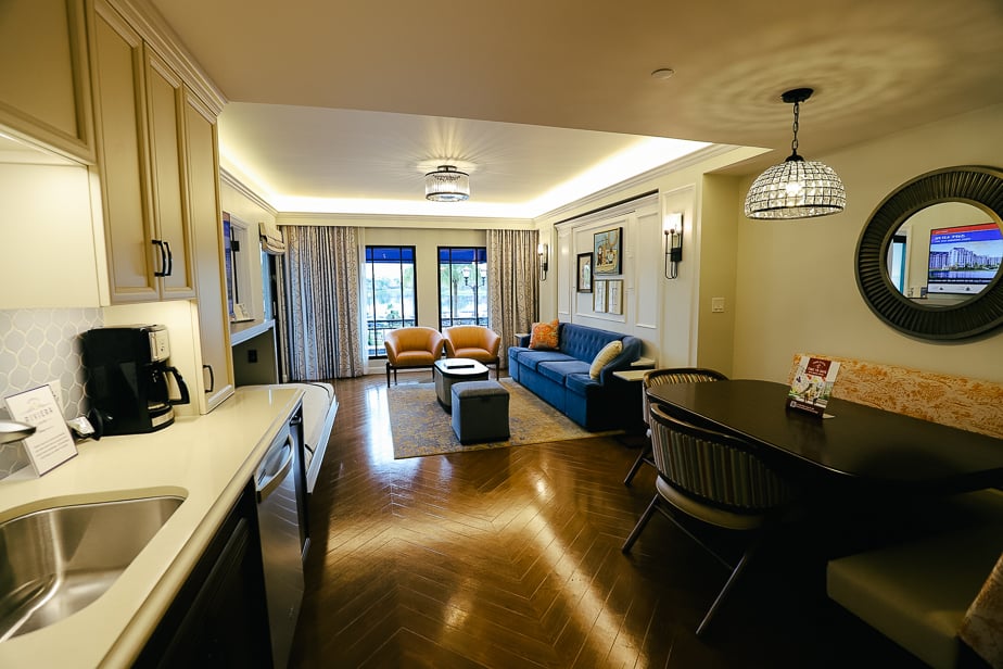 Preview A One Bedroom Villa At Disneys Riviera Resort