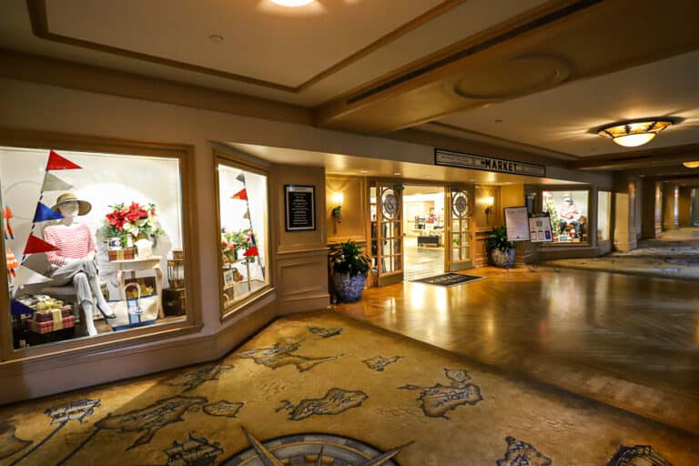 disney yacht club gift shop hours