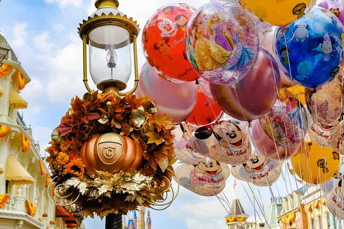 balloons with a wreath at Magic Kingdom during the Fall holidays 