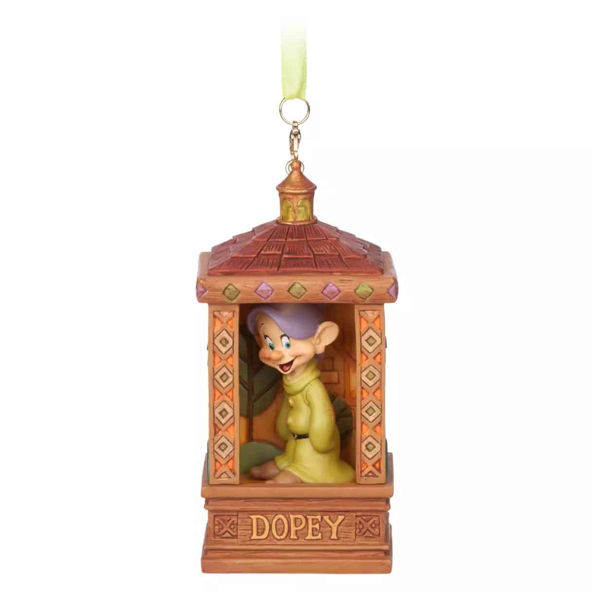 the-ultimate-disney-christmas-ornaments-list-resorts-gal