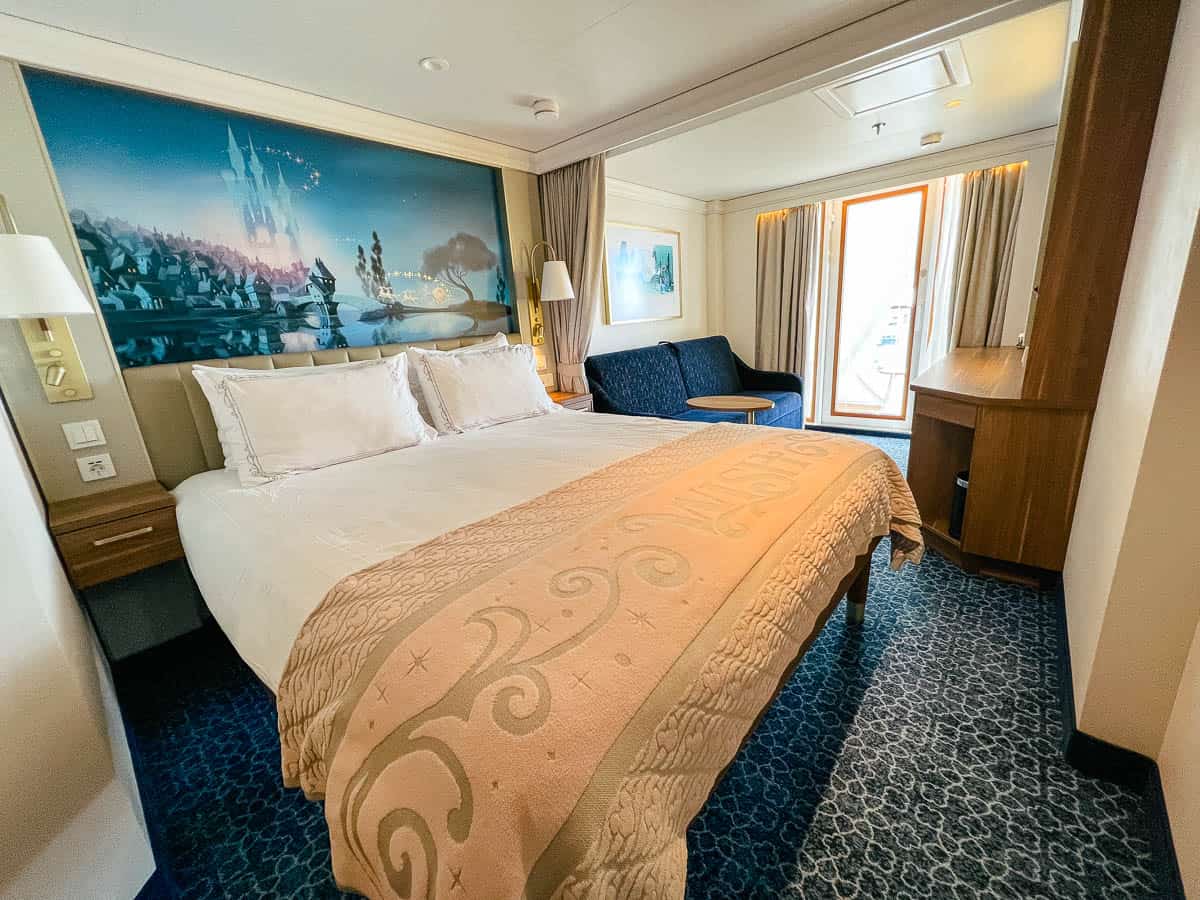 disney wish cruise deluxe family oceanview stateroom with verandah