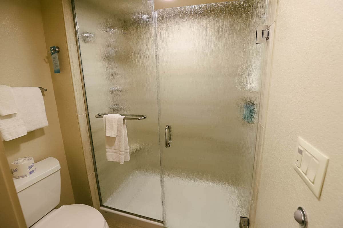 Coronado Springs Standard Room Tour With Amenities Cabanas Section   CoronadoSpringsCabanasRoom 37 