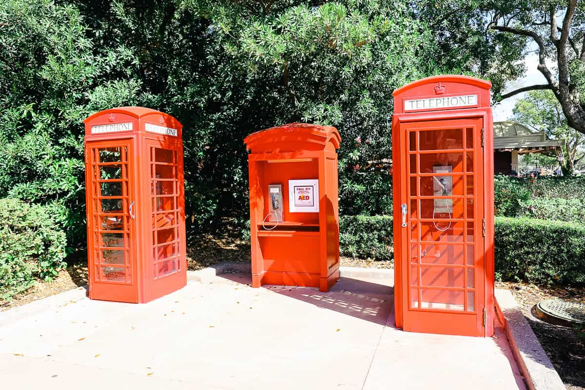 red telephone booths in the United Kingdom Pavilion of Epcot 