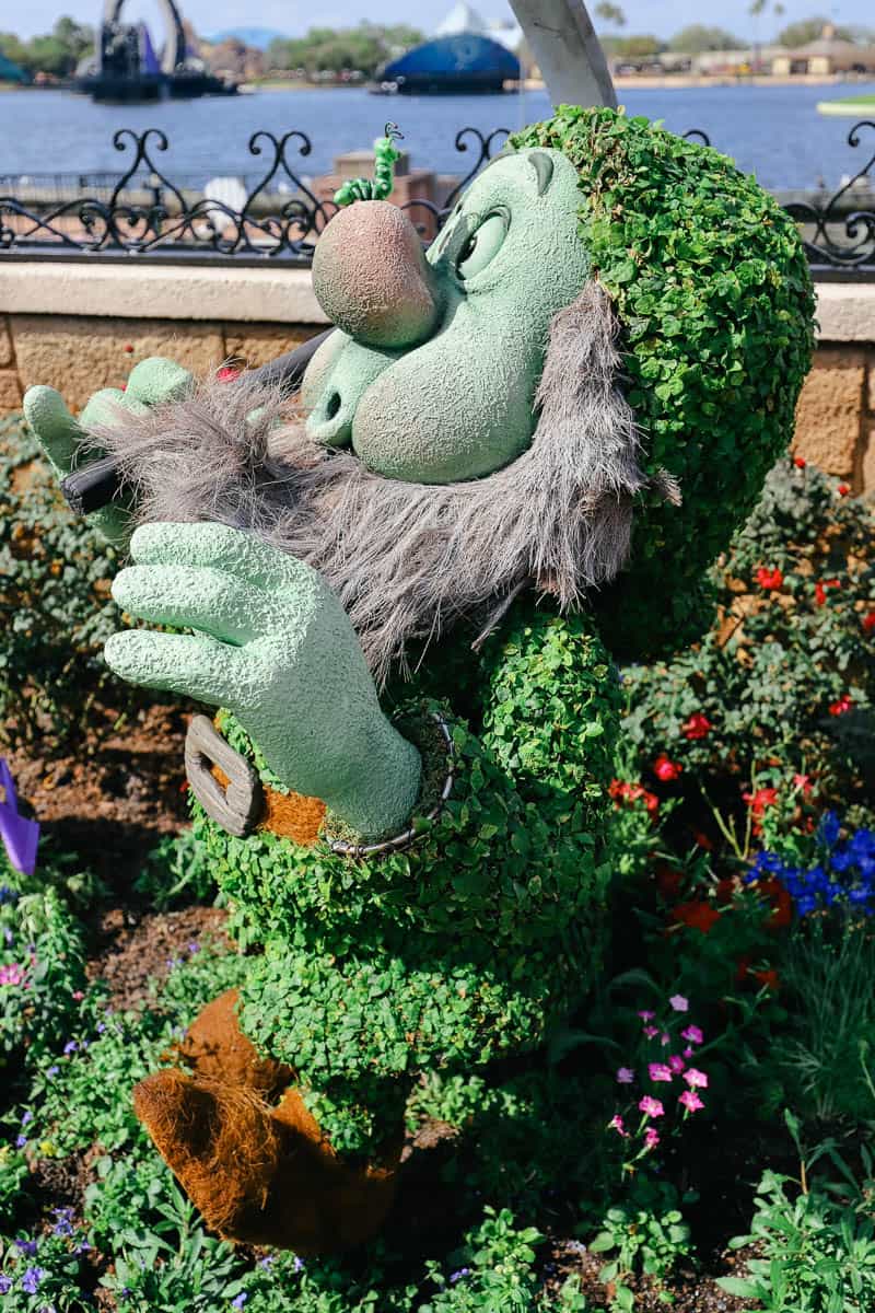 Sneezy Character Topiary 