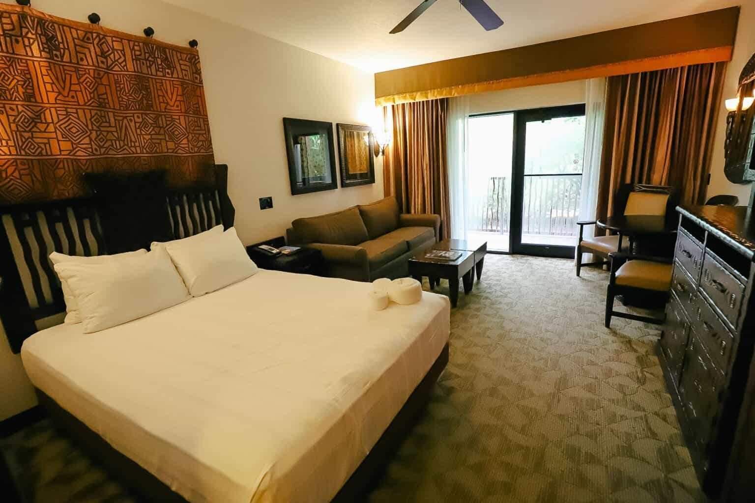 Tour a Deluxe Studio at Kidani Village (Photos and Video)