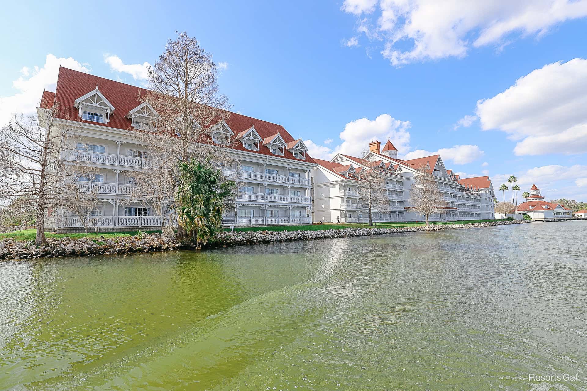 how the resort sits with rooms facing the water 