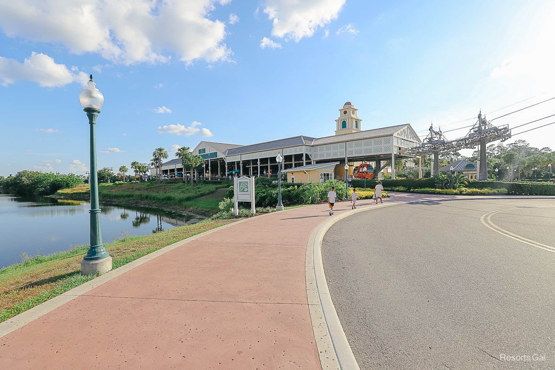 the pathway to the Skyliner 