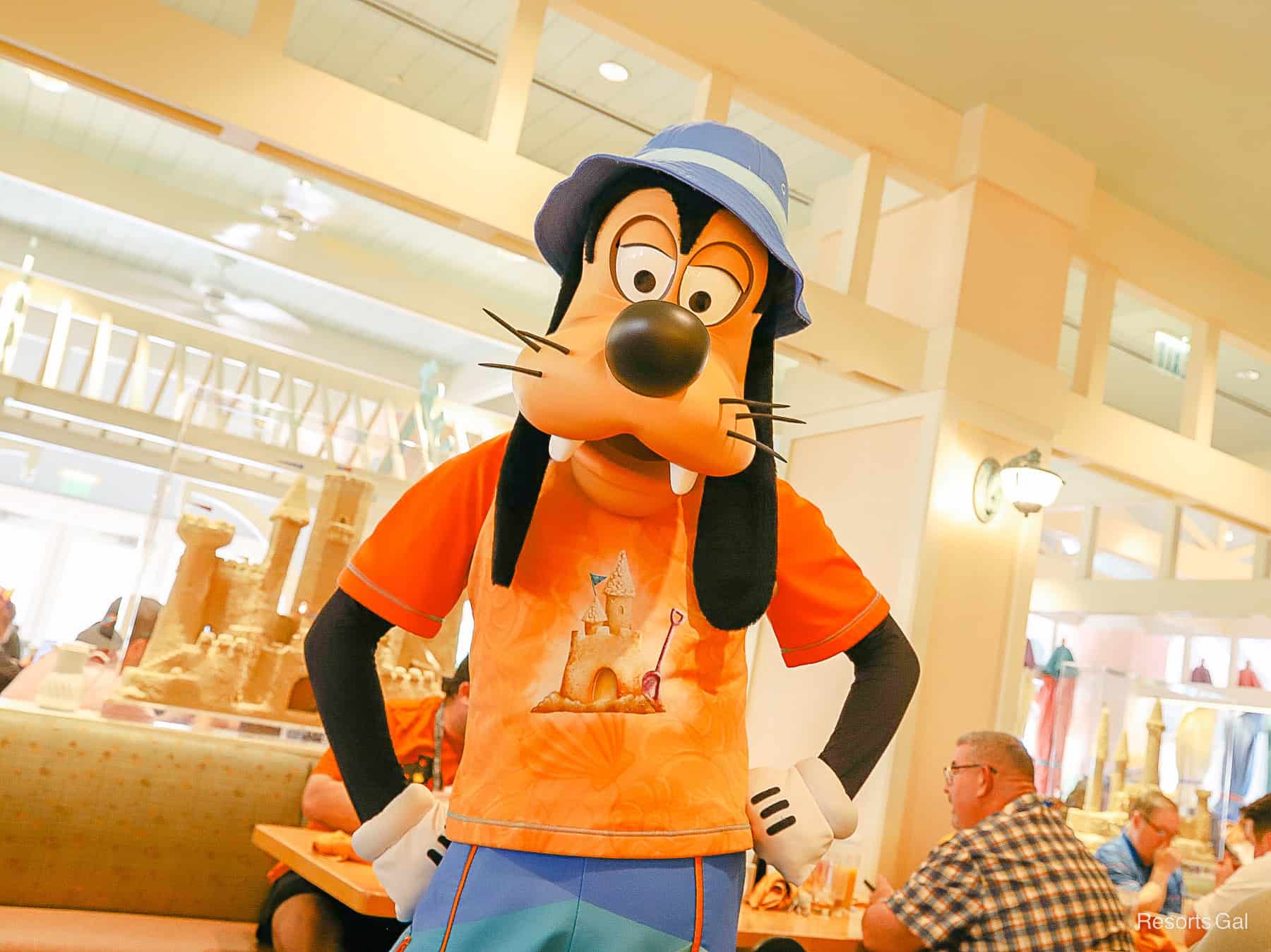 Goofy in his beach outfit at character dining at Disney World 