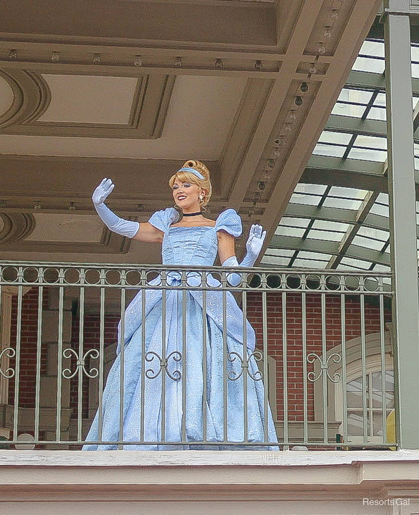 Cinderella waves from Town Square 