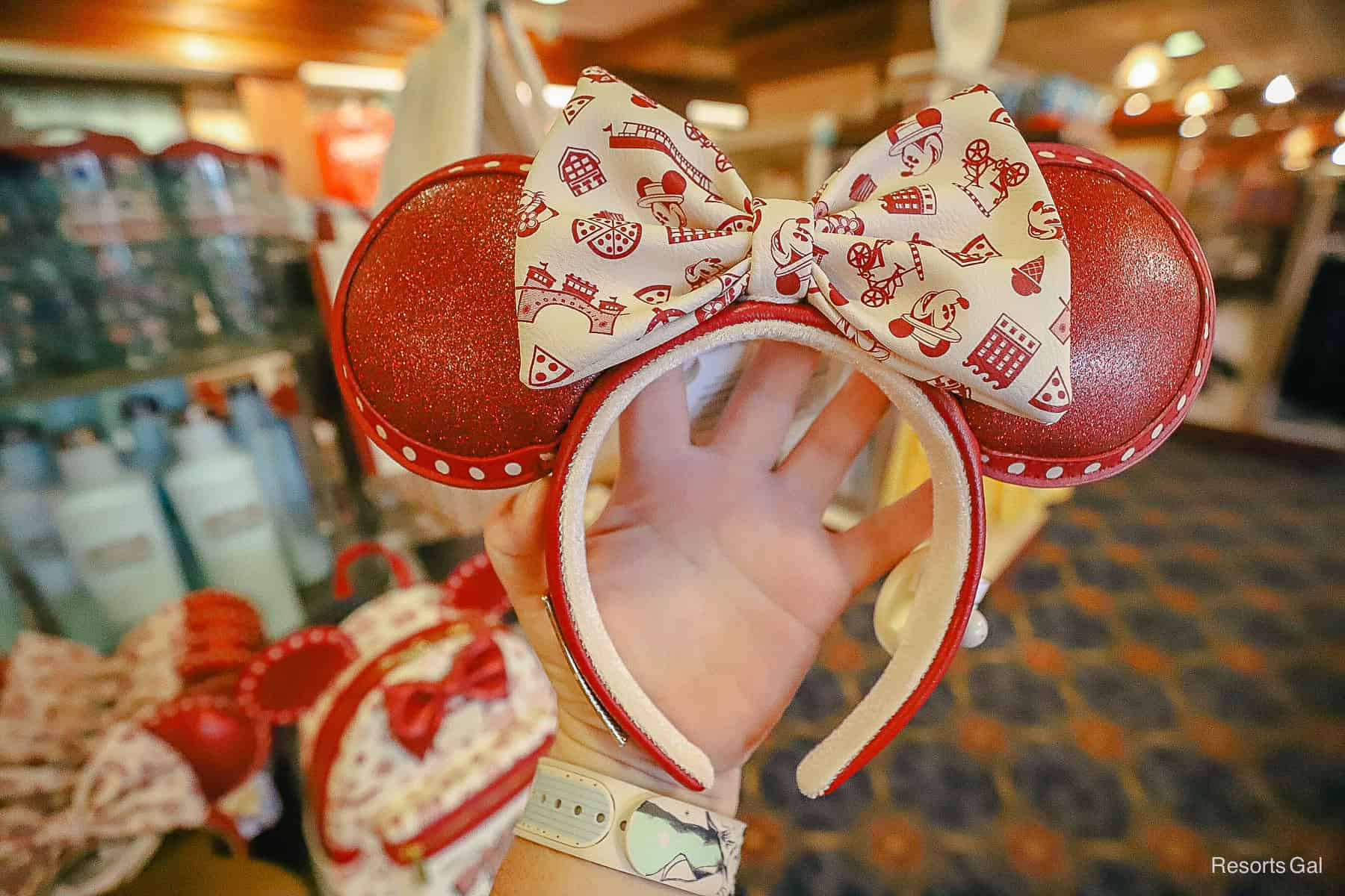 Disney Boardwalk Loungefly Glow in the Dark Minnie Ears 