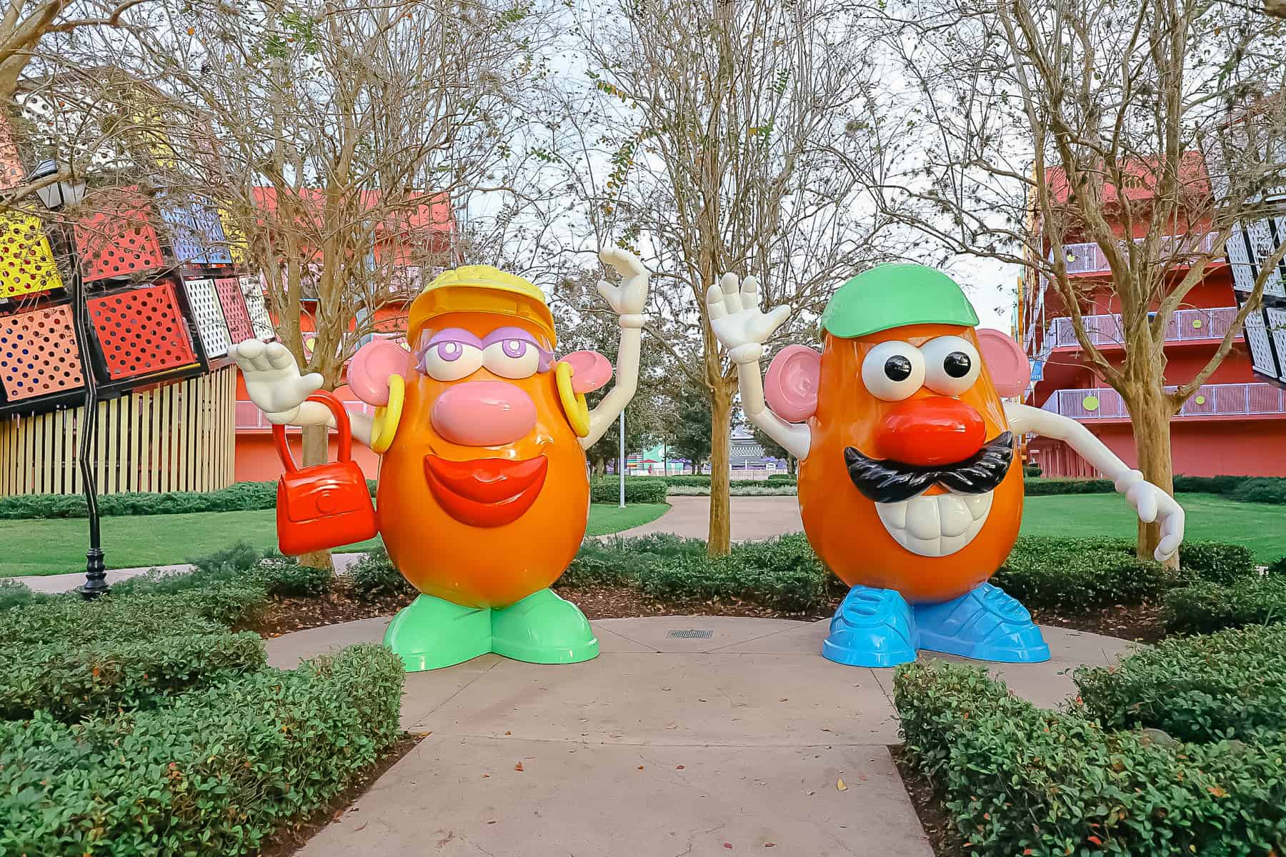 Mr. and Mrs. Potato welcome guests to Pop Century 