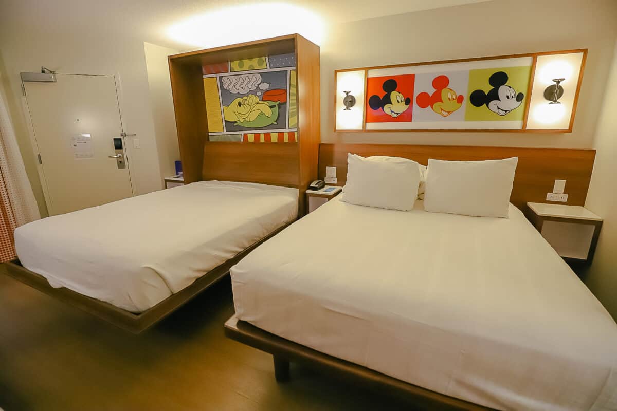 Disney's Pop Century Resort Rooms (photos, Tour, And Layout)