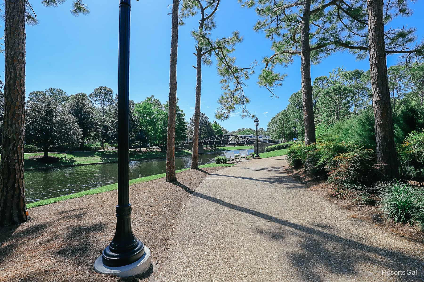 the walking path between Port Orleans Riverside and French Quarter