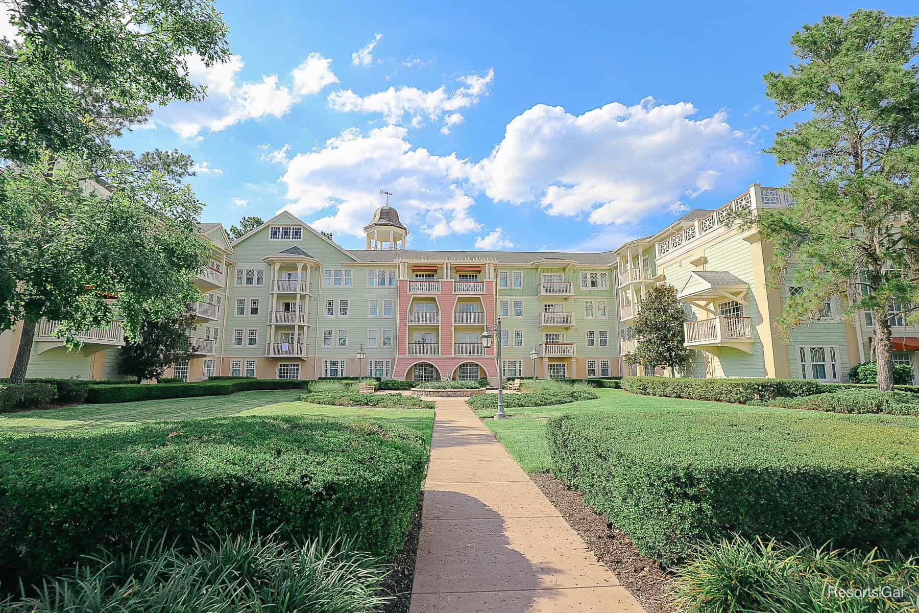 Getting To and From Disney’s Saratoga Springs Resort (A Mini Pocket Guide)