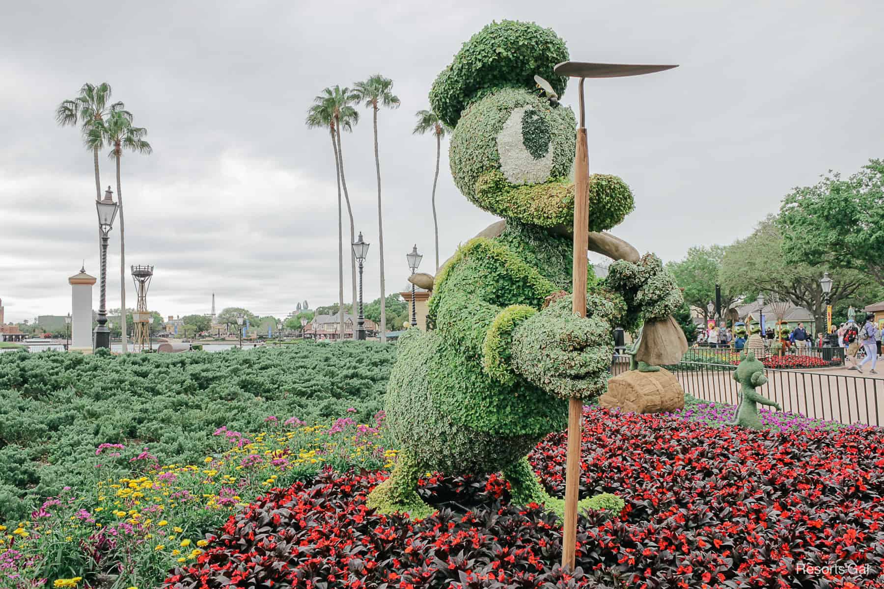 Donald Duck topiary  in the World Showcase Plaza in 2019