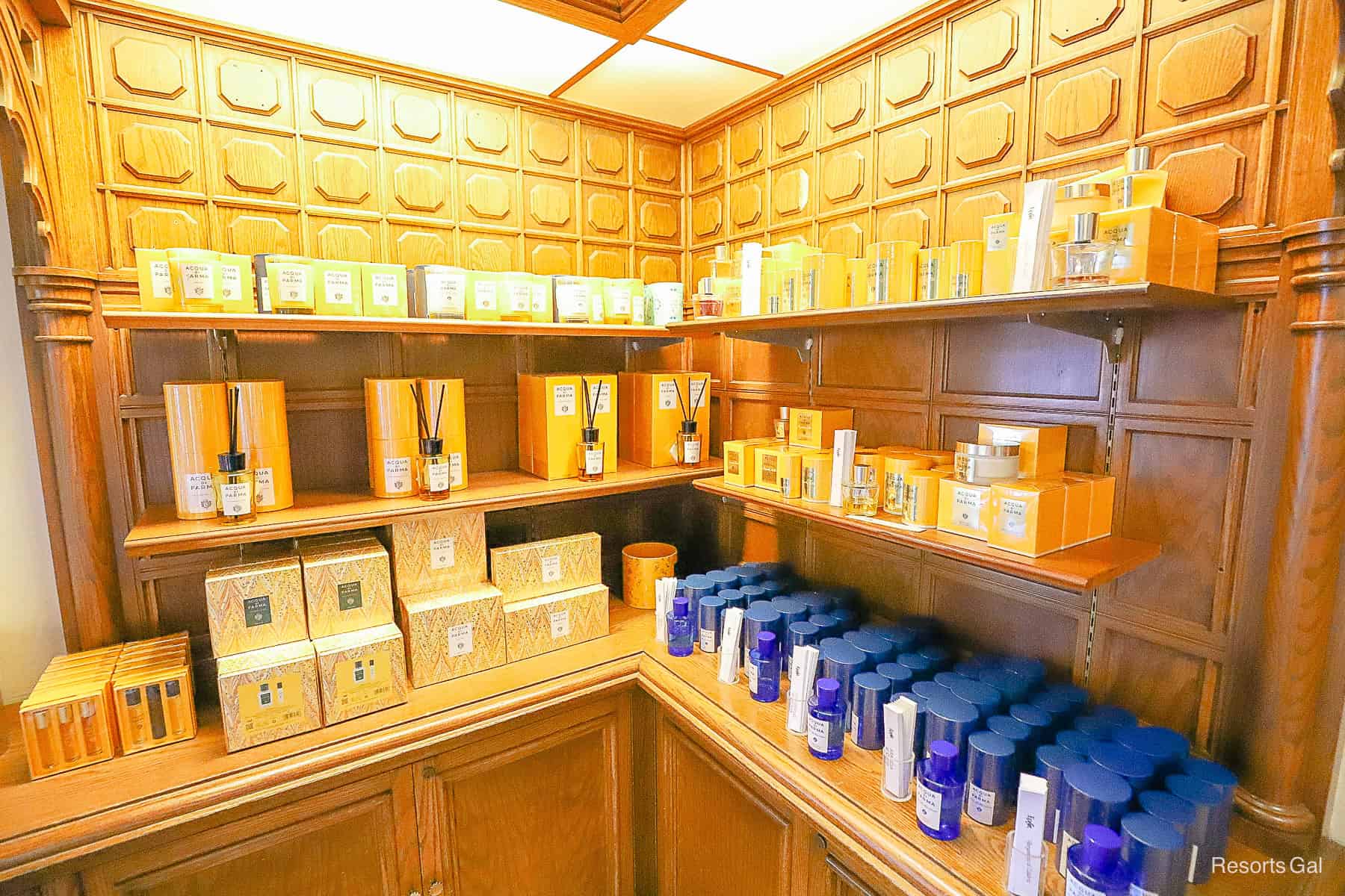 a corner of the store with colognes and parfumes 