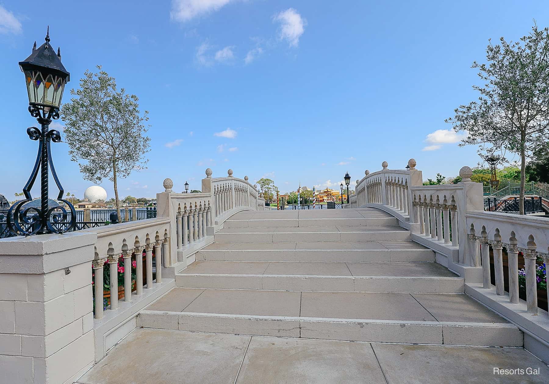 PhotoPass spot in Epcot's Italy Pavilion 