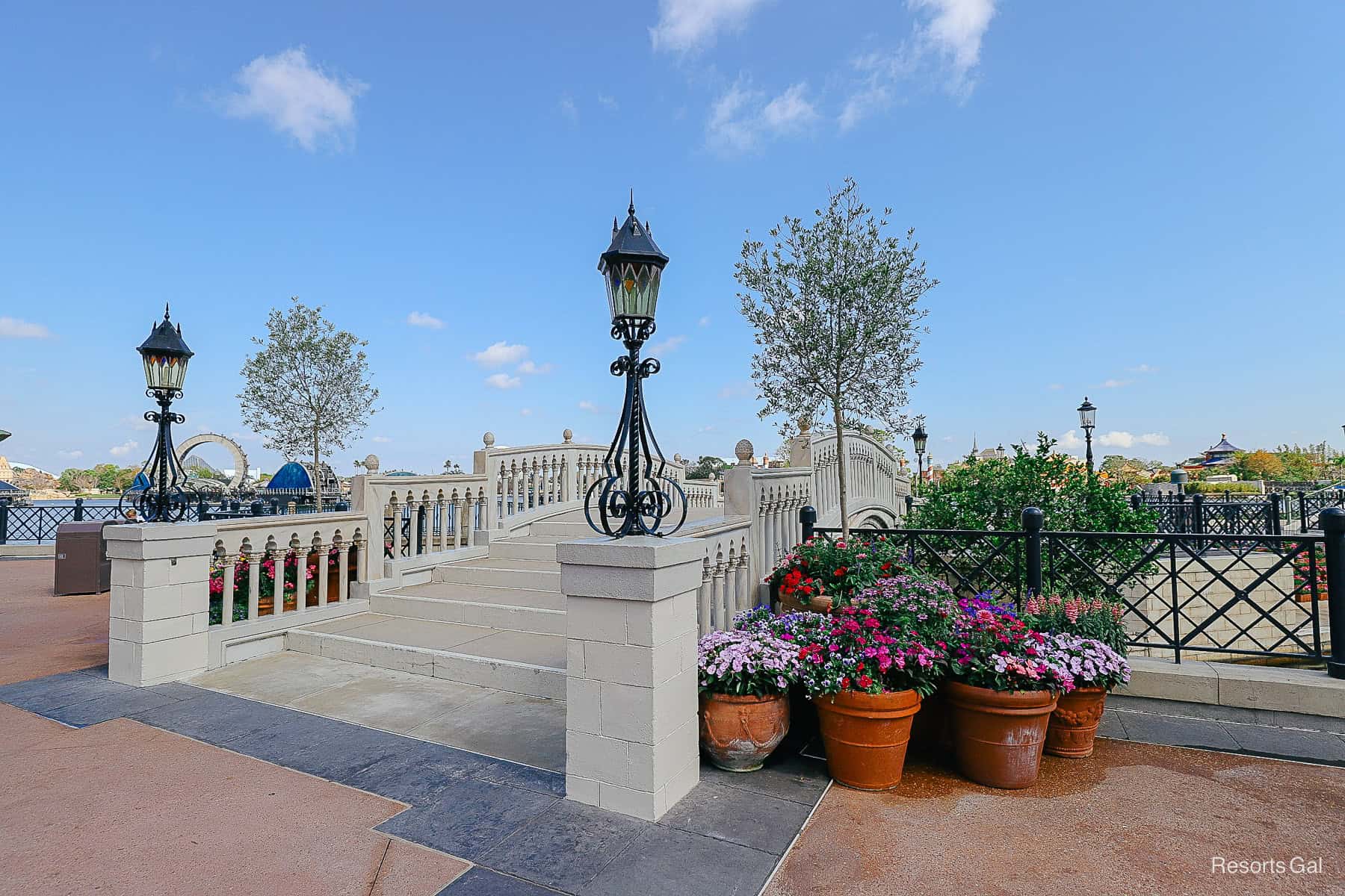 the piazza on the Epcot Italy Pavilion 