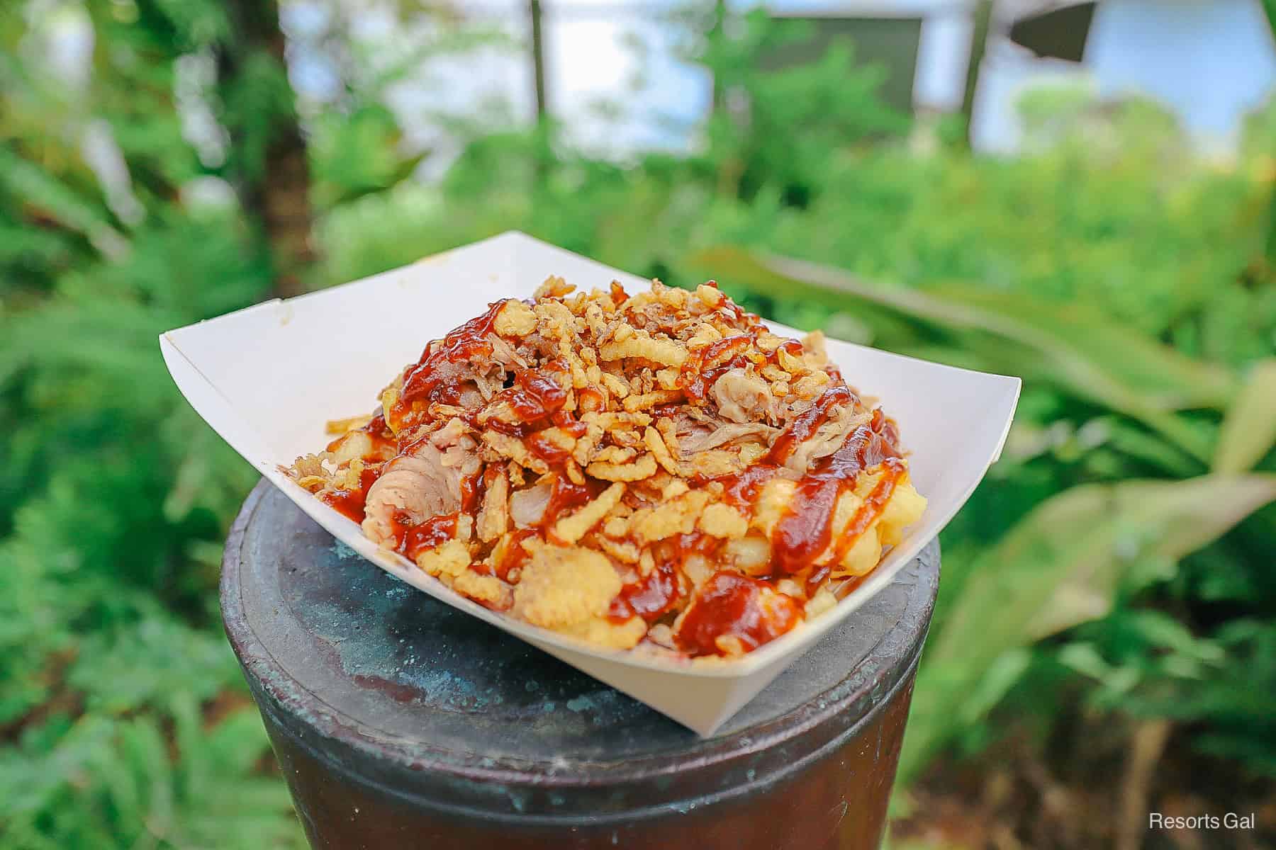 Flame Tree Barbecue: Baked Macaroni and Cheese with Pulled Pork 