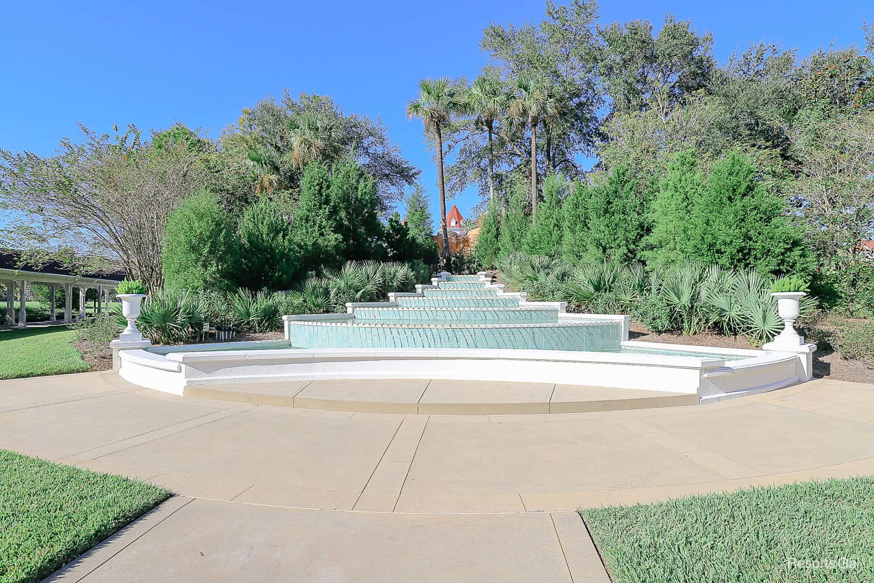 fountain in front of the Grand Floridian Villas 