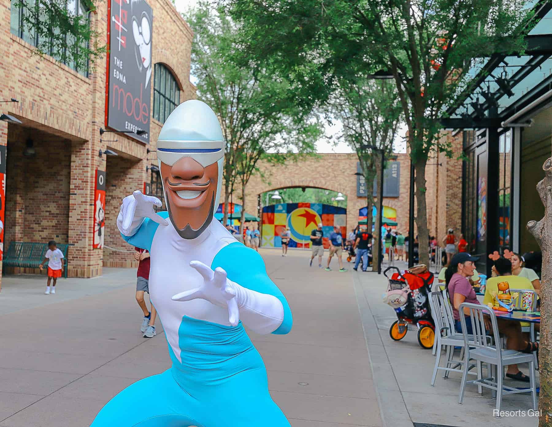 Frozone moves to roaming location after debut of Joy.