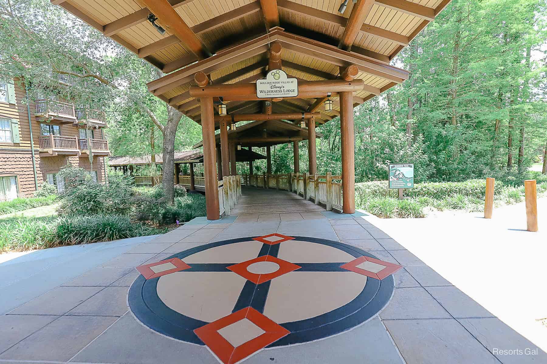 the walkway to Boulder Ridge at Disney's Wilderness Lodge 