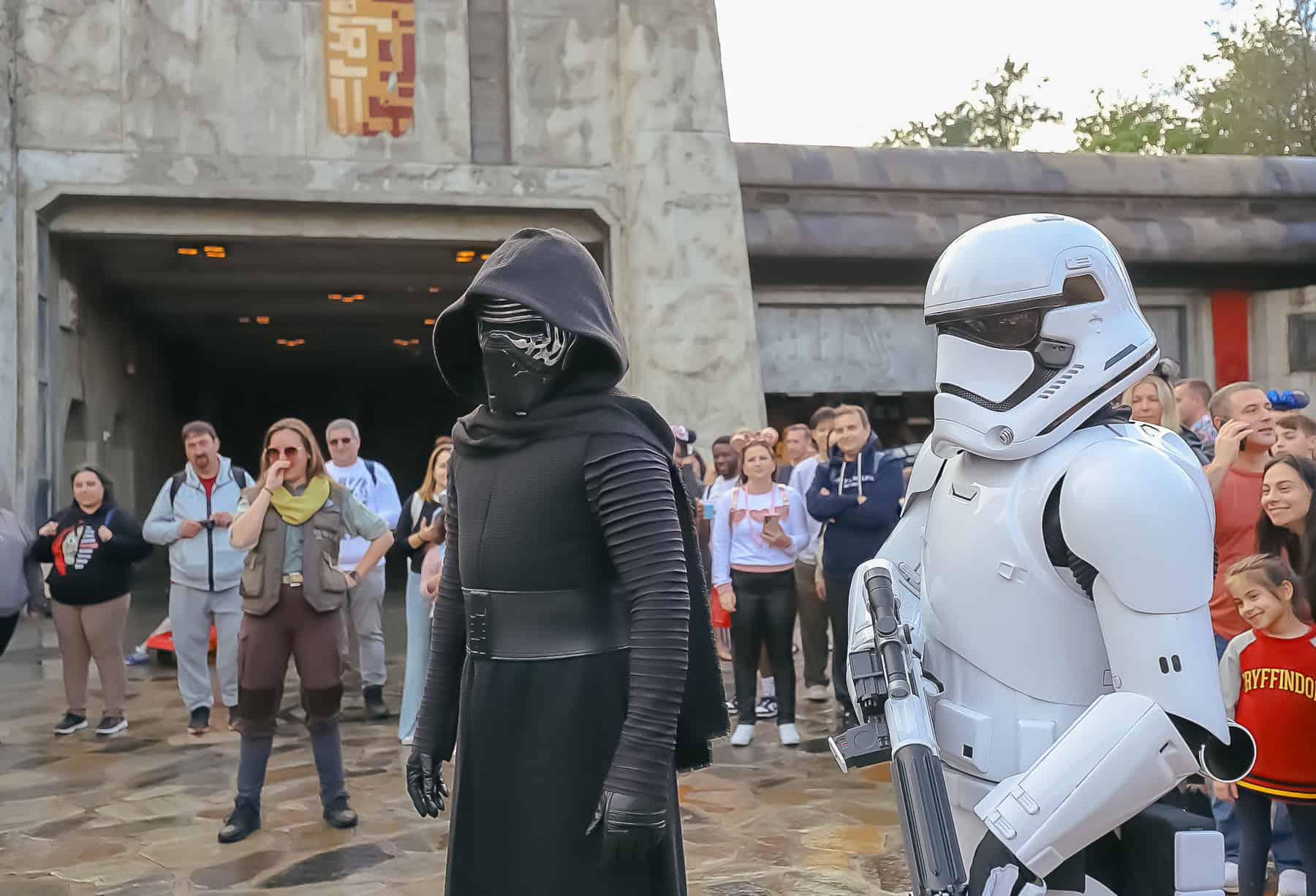 Kylo Ren with guests at Hollywood Studios 