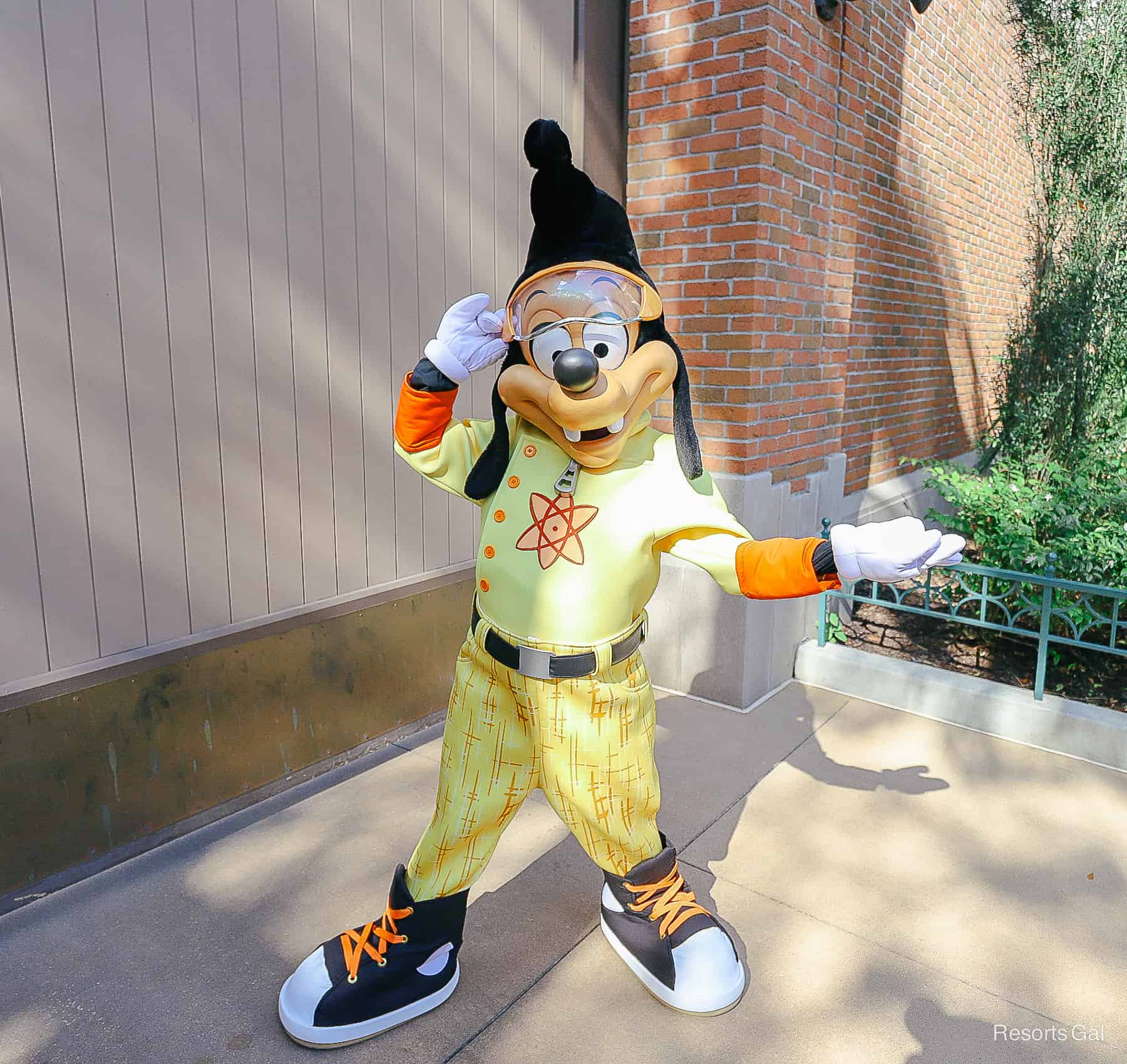 Powerline Cosplay 