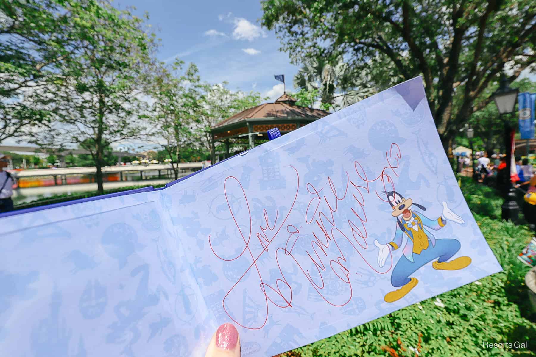 Minnie Character Autograph 