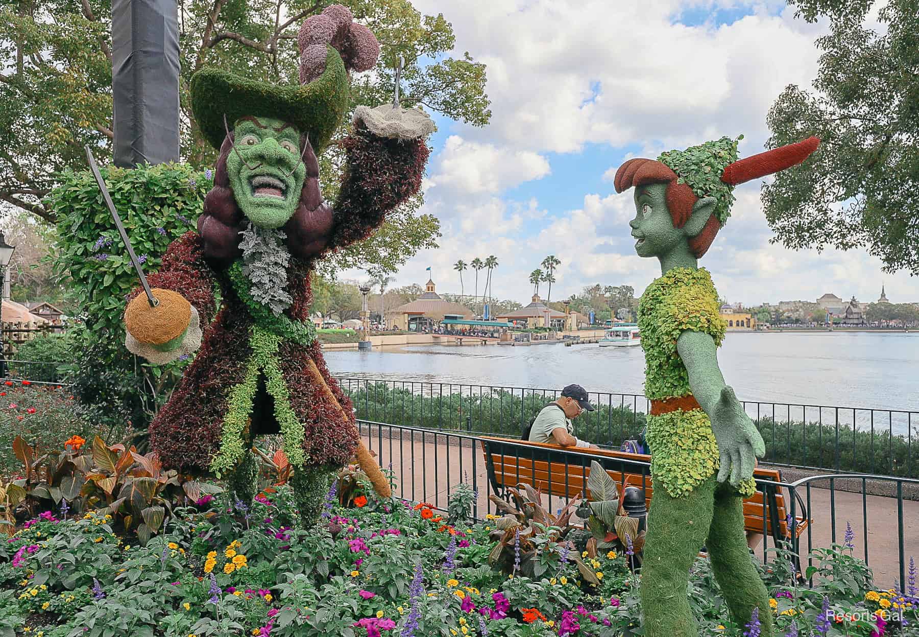 More colorful Captain Hook and Peter Pan in topiary form by 2023 