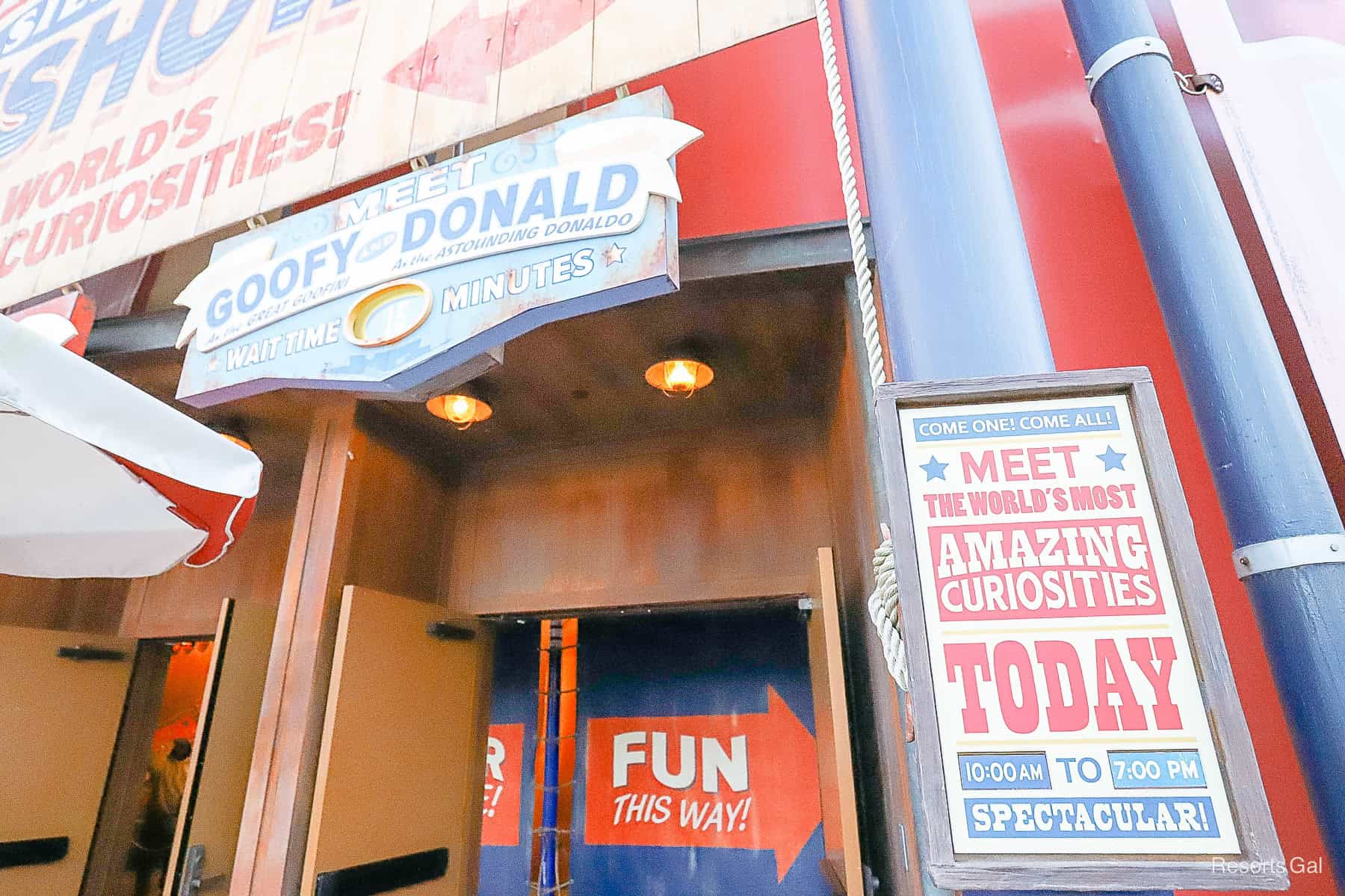 signage to Meet Goofy and Donald at Pete's Silly Sideshow 