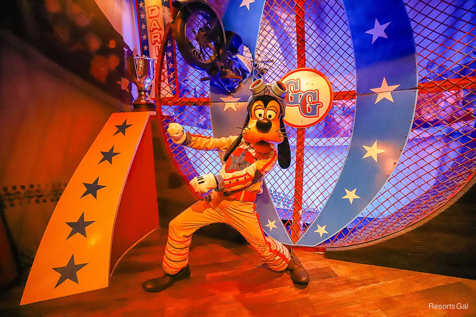 Goofy at Pete's Silly Sideshow 