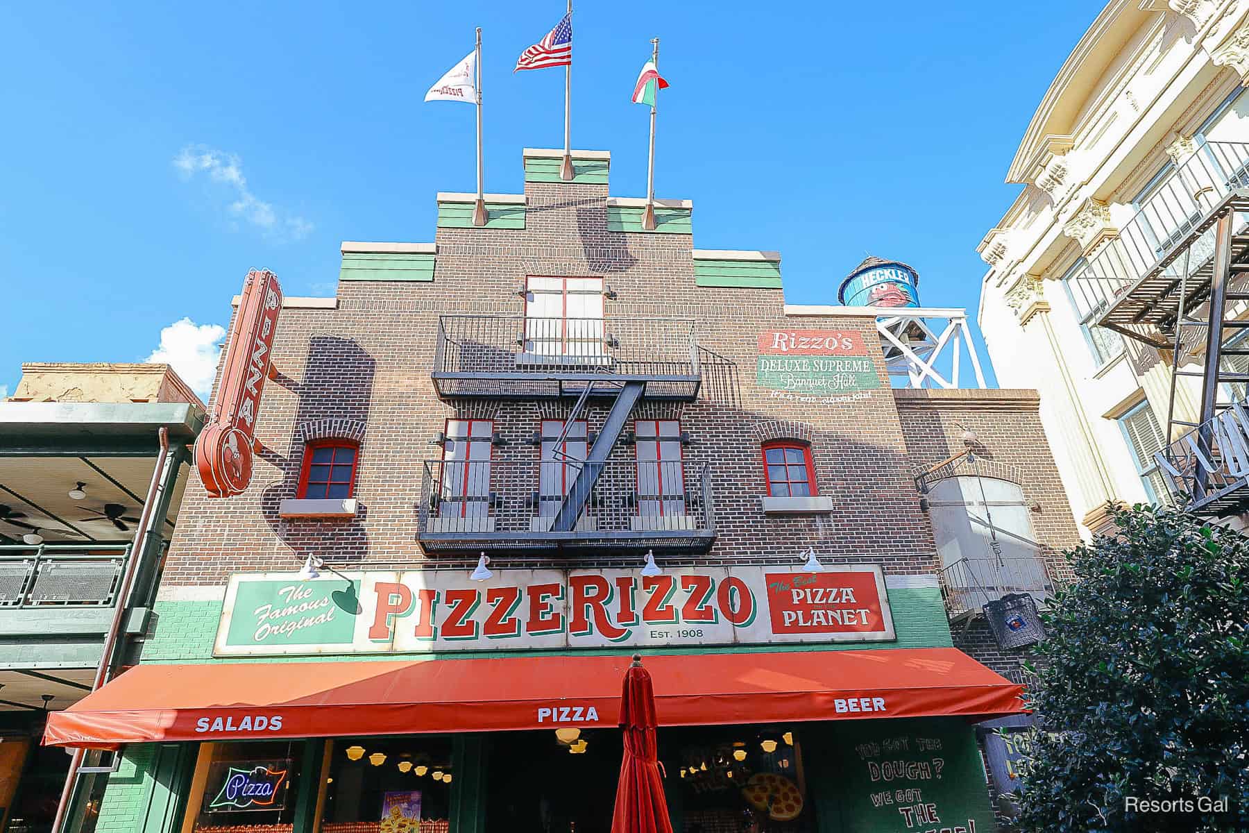 Why We Love the Plant-Based Sausage Sub at Disney’s Pizzerizzo