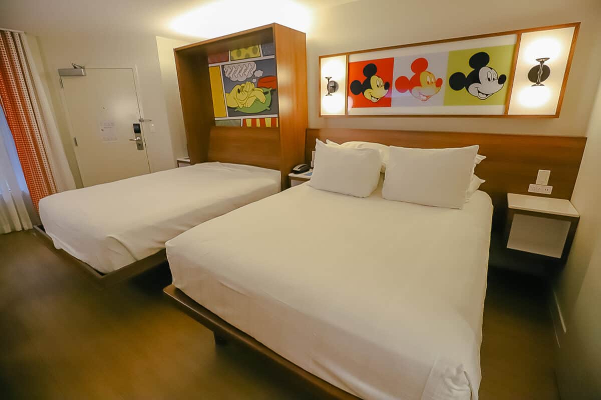 Disney's Pop Century Resort Rooms (Photos, Tour, and Layout)