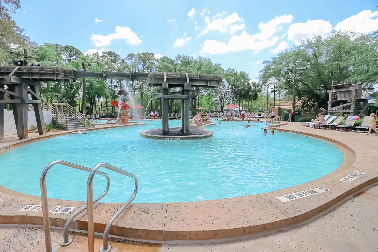 Disney's Port Orleans Riverside Pools (A Resorts Gal Guide)