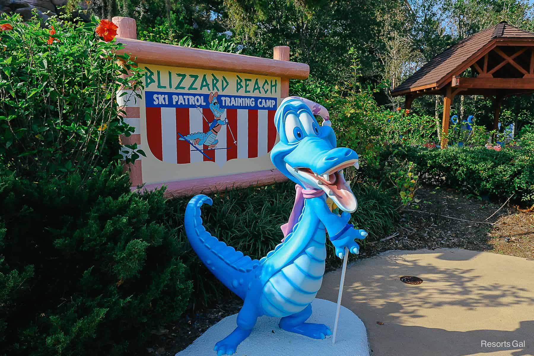 Ice Gator, the mascot of Blizzard Beach 