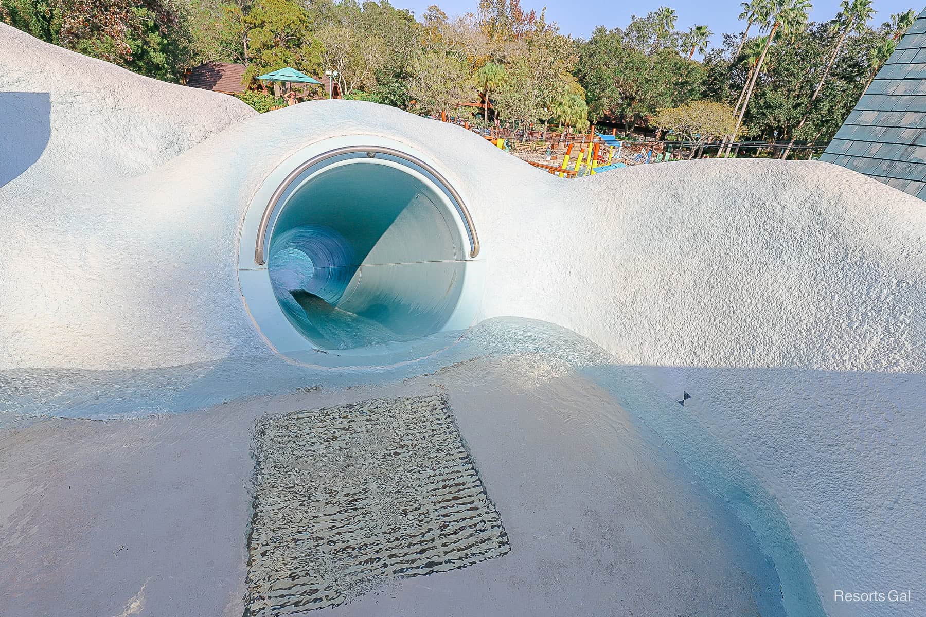 the tunnel entrance to the water slide 