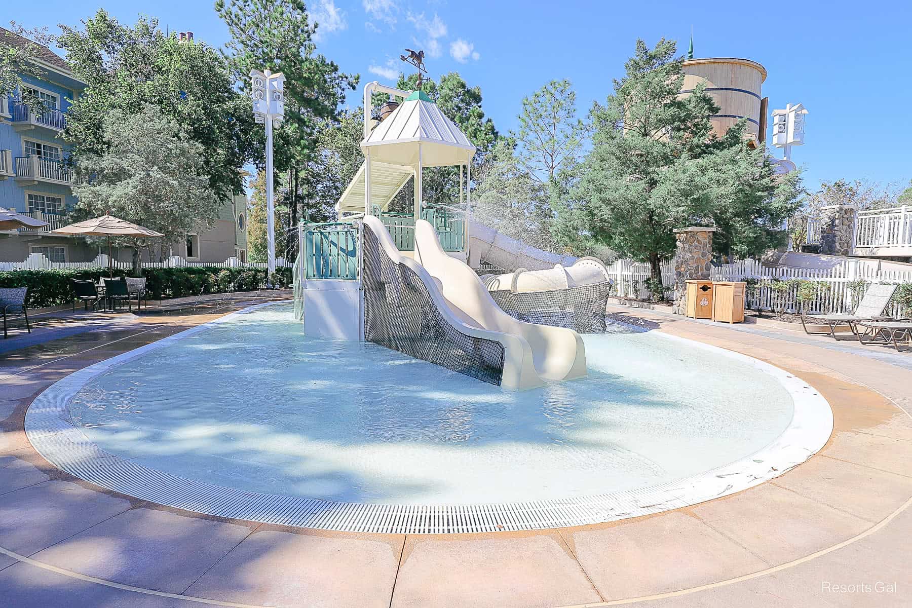 the aquatic play area at Paddock Club 