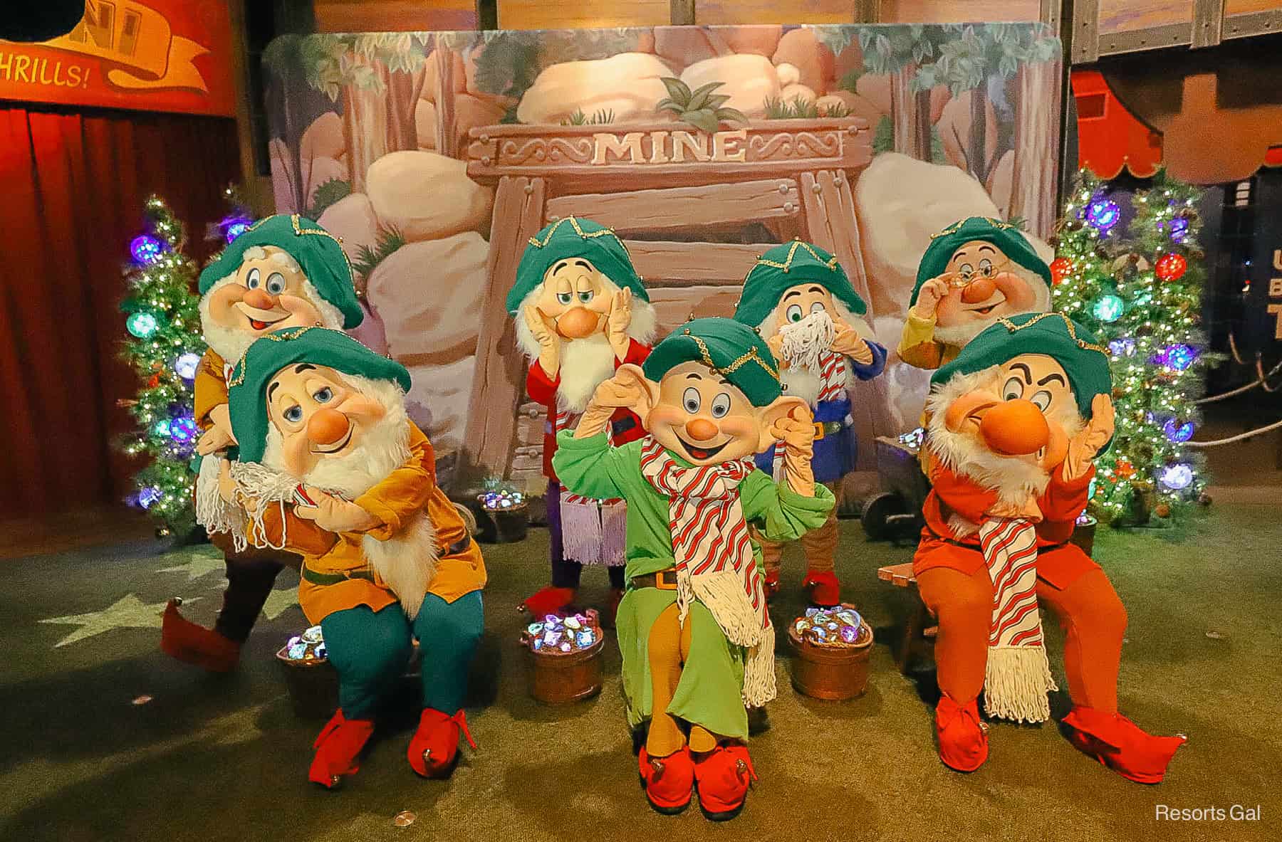 The Seven Dwarfs with Christmas accessories 
