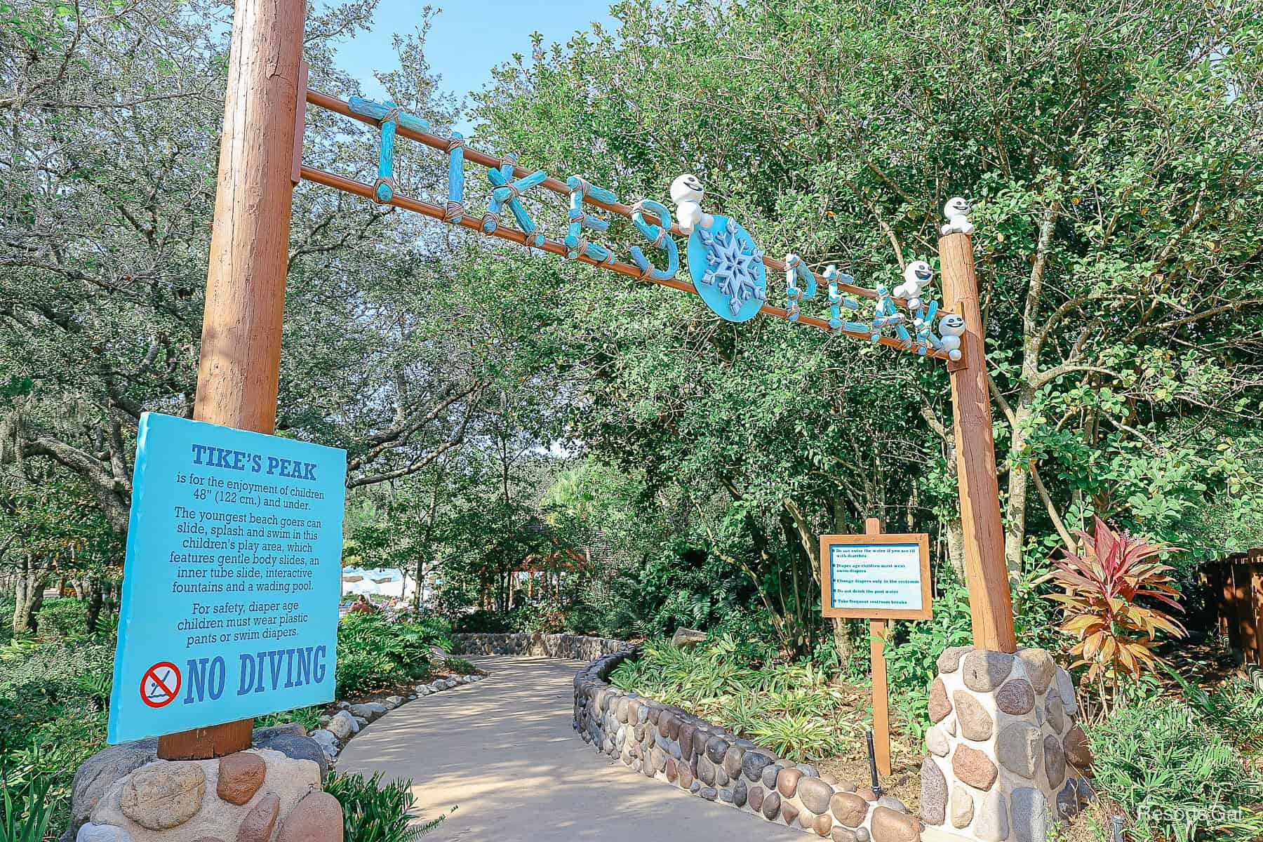 the entrance sign to Tike's Peak 