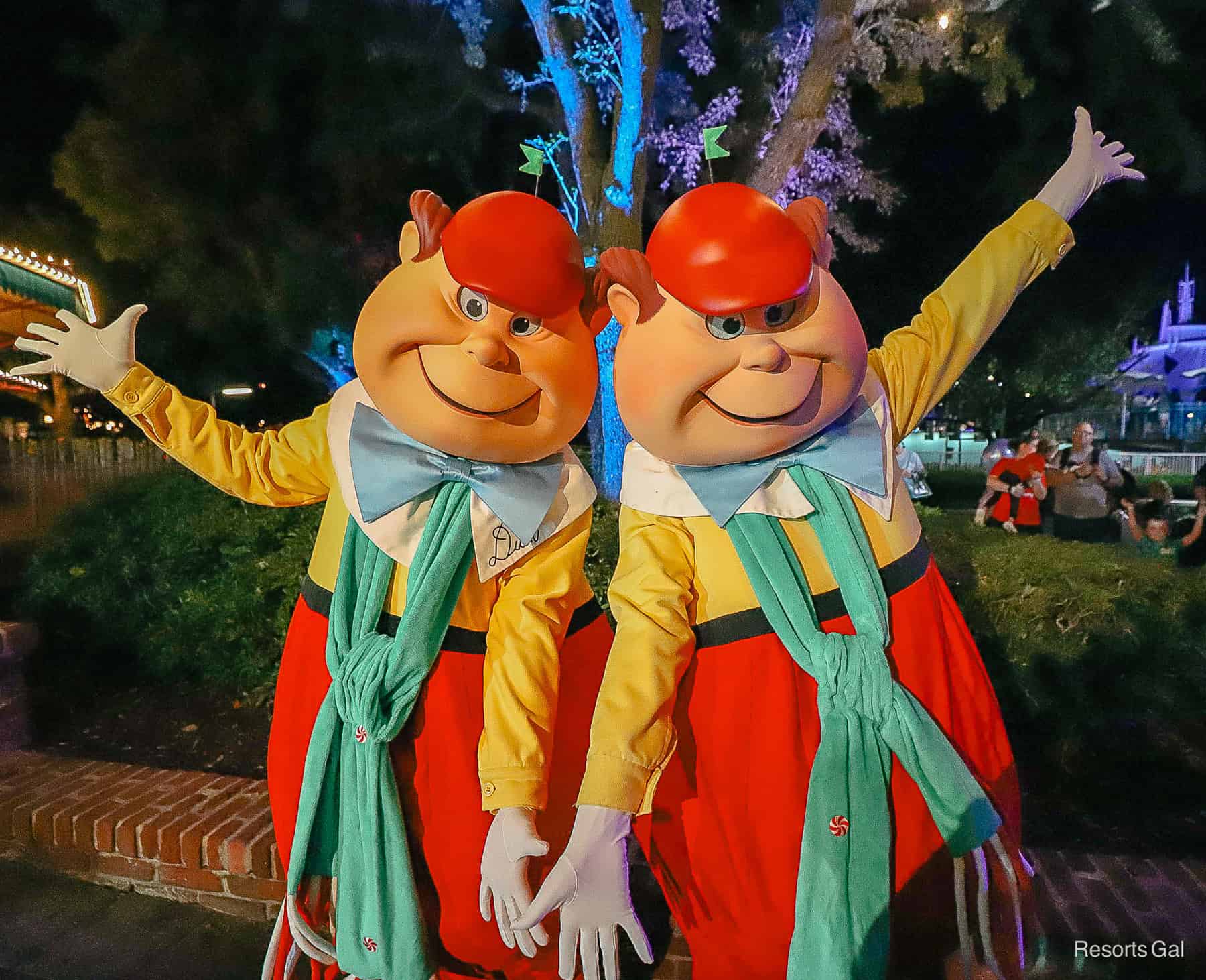 Tweedle Dee and Tweedle Dum meet and greet 