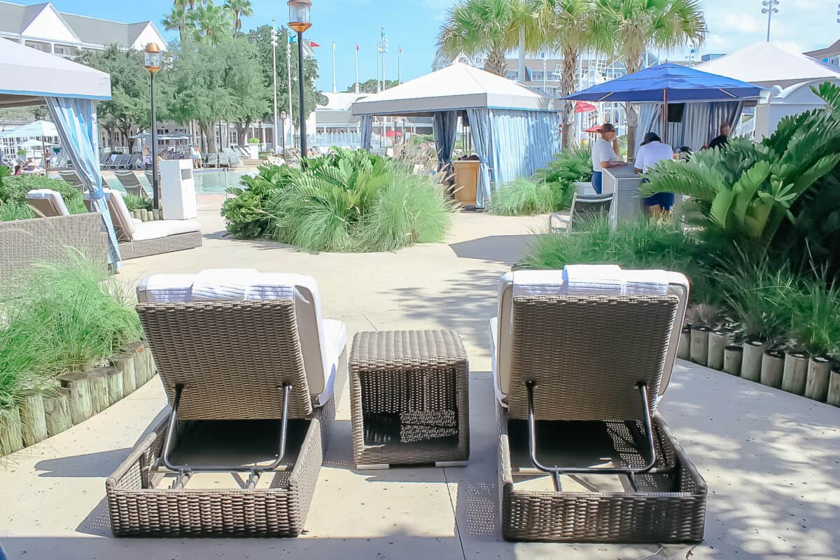 Review: Renting a Poolside Cabana at Disney World